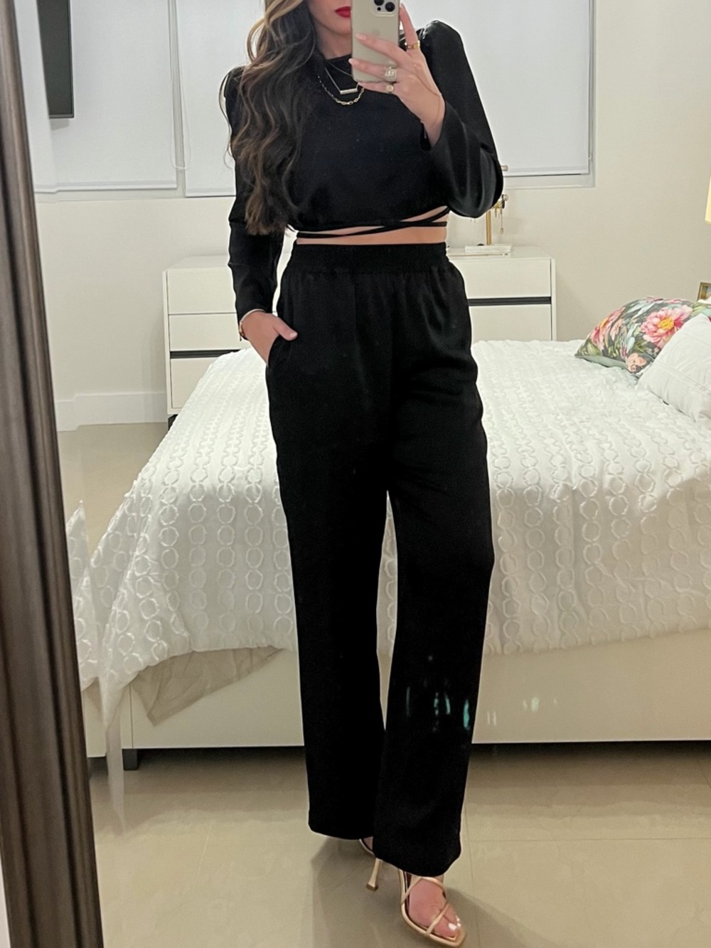 Women's Black High-Waist Wide-Leg Pants - and Wrap Top -SET - Picture 2 of 3